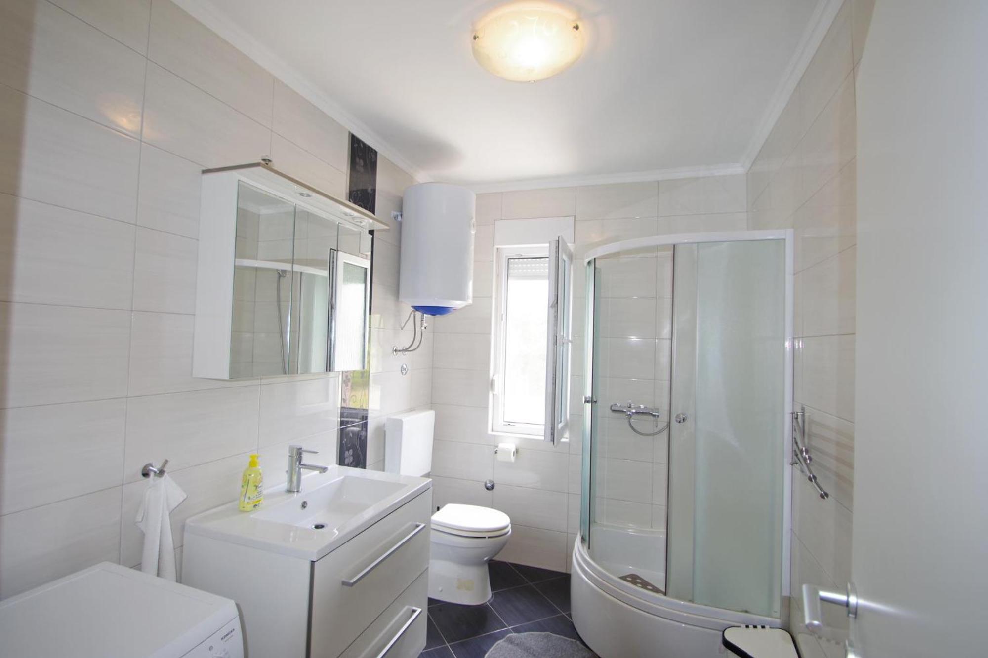 Apartments Nikolina Rakalj ภายนอก รูปภาพ
