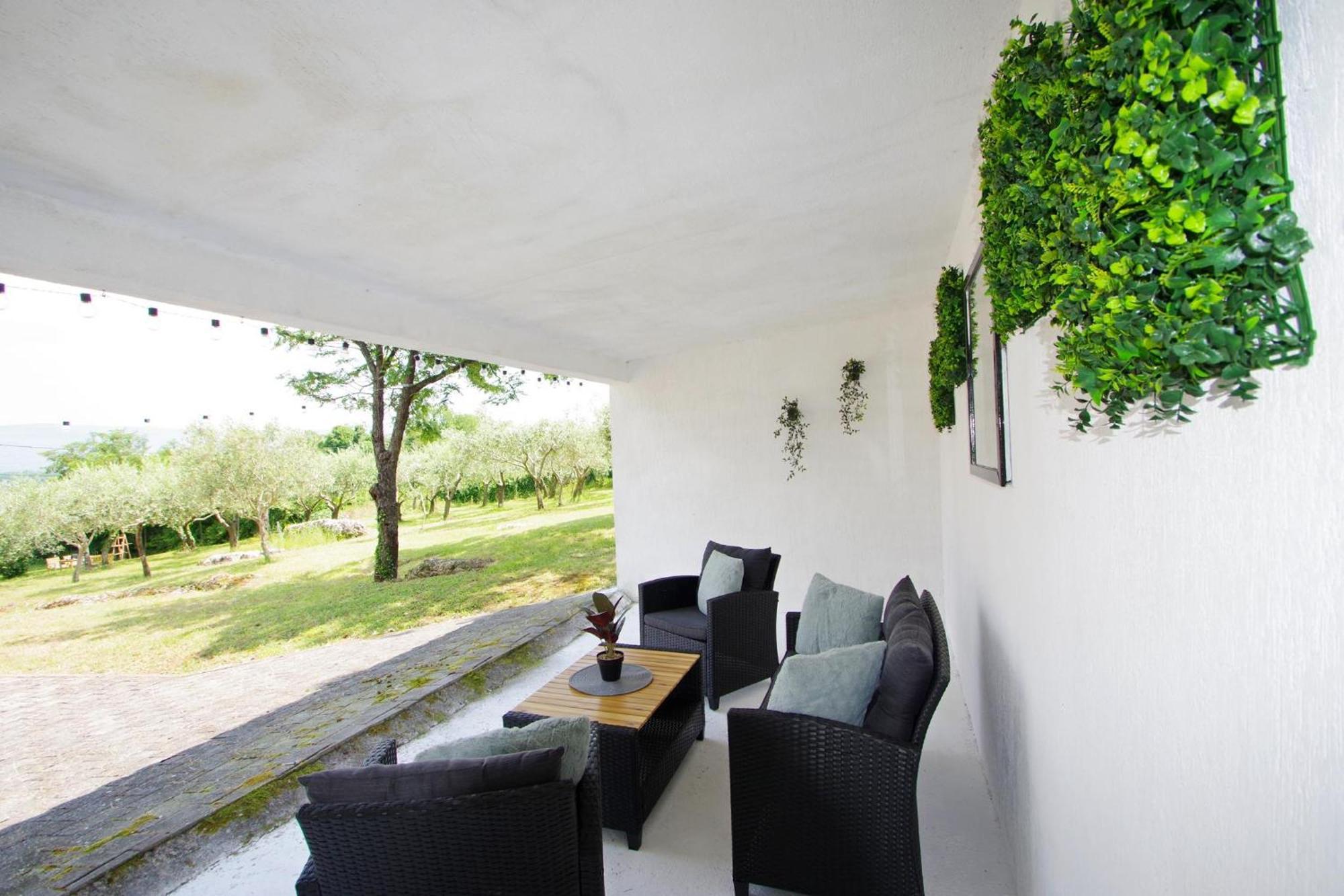 Apartments Nikolina Rakalj ภายนอก รูปภาพ